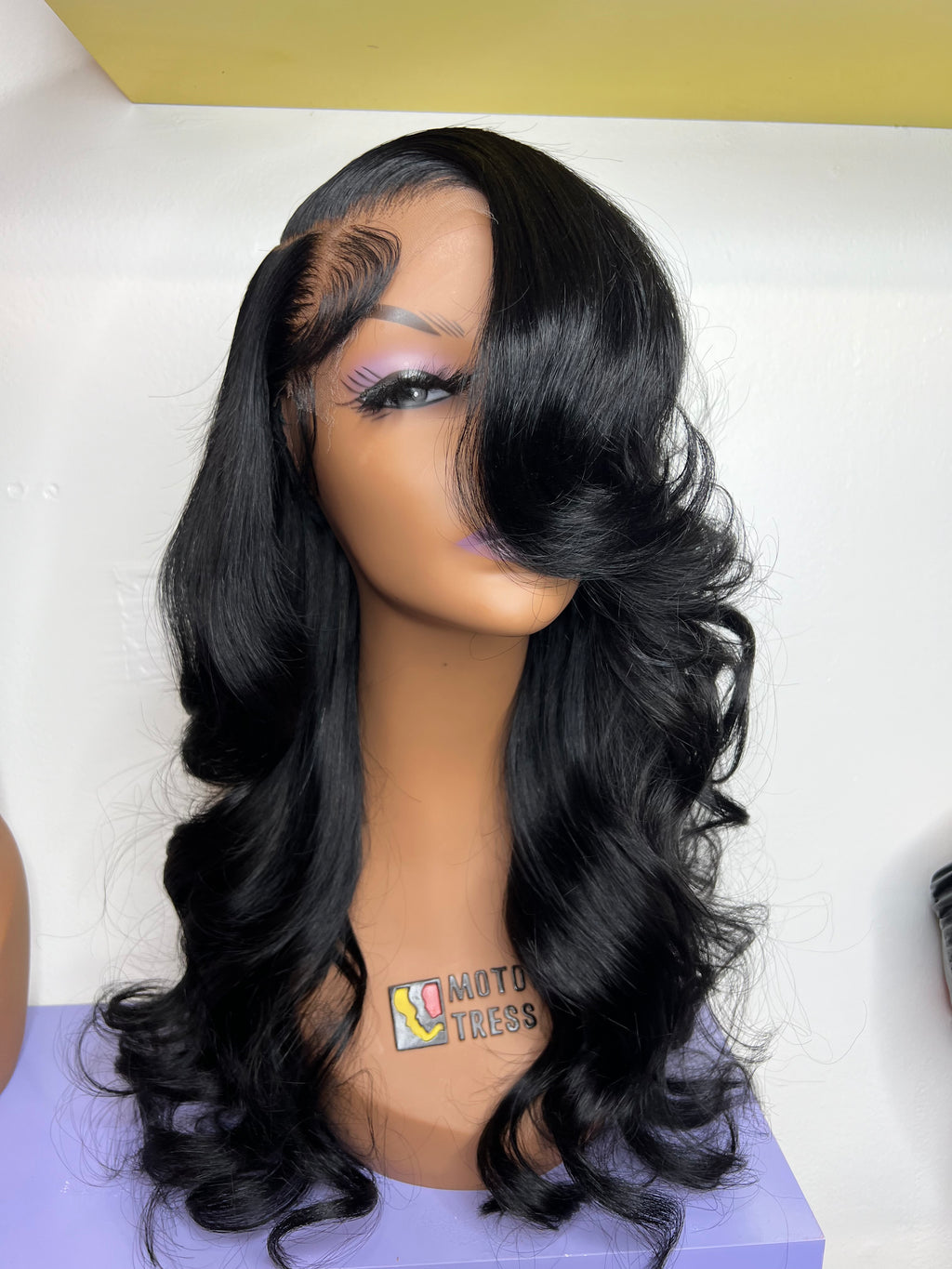 Nea lux wig